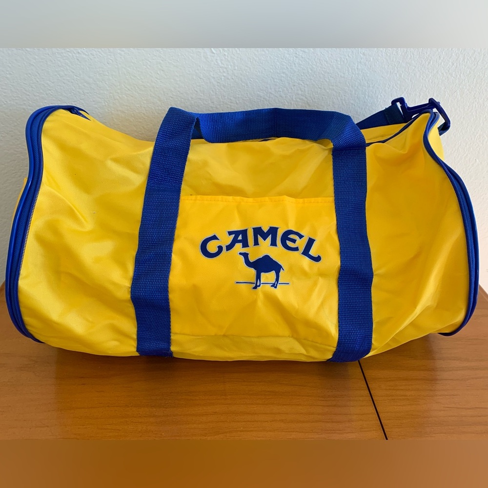 Camel Promo Cigarettes Yellow/Blue Collapsible Zip-Up Duffle/Gym Bag